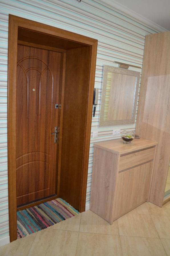 Apartment On Getmana Vigovskogo 49 Rivne Extérieur photo