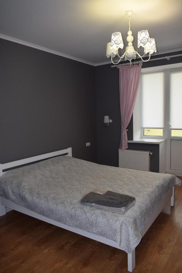 Apartment On Getmana Vigovskogo 49 Rivne Extérieur photo
